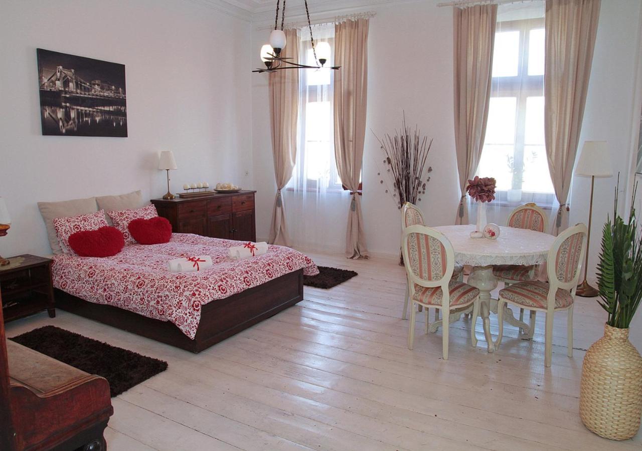 Grey Studio Apartment Wroclaw Exterior photo